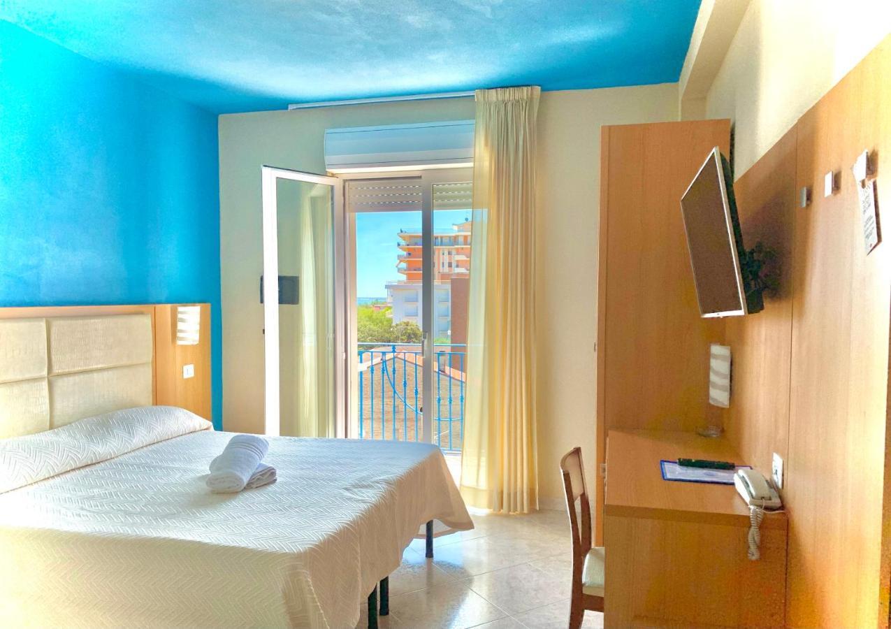 Hotel Ambassador Гроттамаре Экстерьер фото